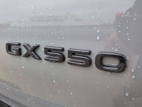 Used 2024 Lexus GX 550 AWD/4WD image 30