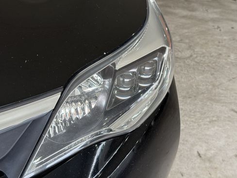 Used 2017 Toyota Avalon XLE FWD image 9