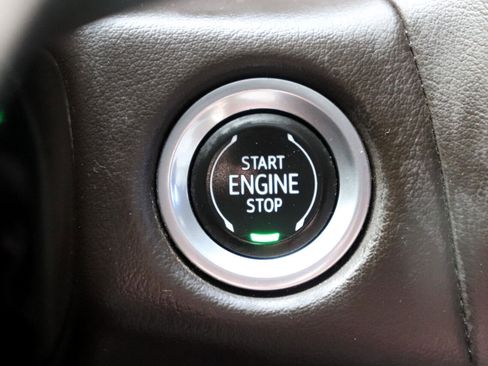 Used 2021 Chevrolet Tahoe LT image 43