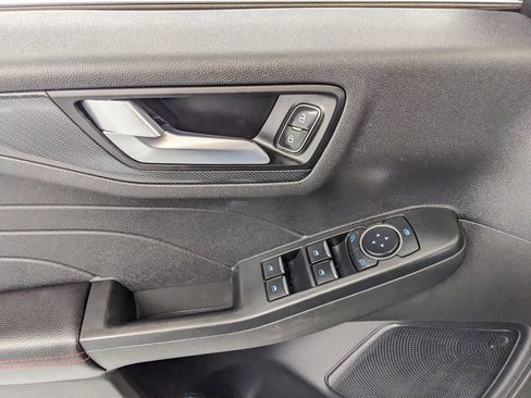 Certified 2024 Ford Escape ST-Line AWD/4WD image 29