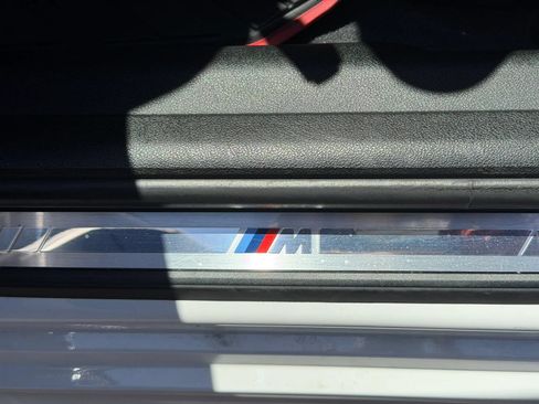 Used 2019 BMW 330i Sedan w/ M Sport Package RWD image 49