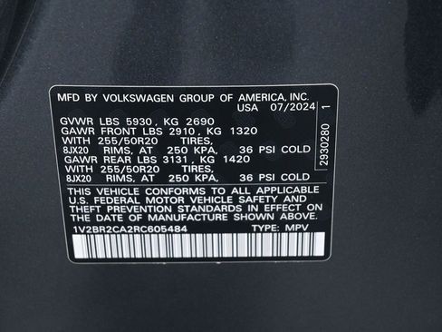 Used 2024 Volkswagen Atlas SEL AWD/4WD image 9