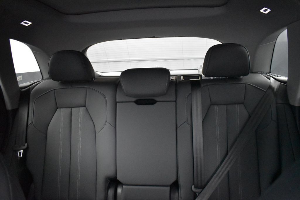 New 2026 Audi Q5 Premium Plus AWD/4WD image 17