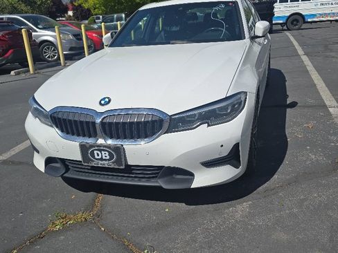 Used 2022 BMW 330i xDrive Sedan w/ Driving Assistance Package AWD/4WD image 1