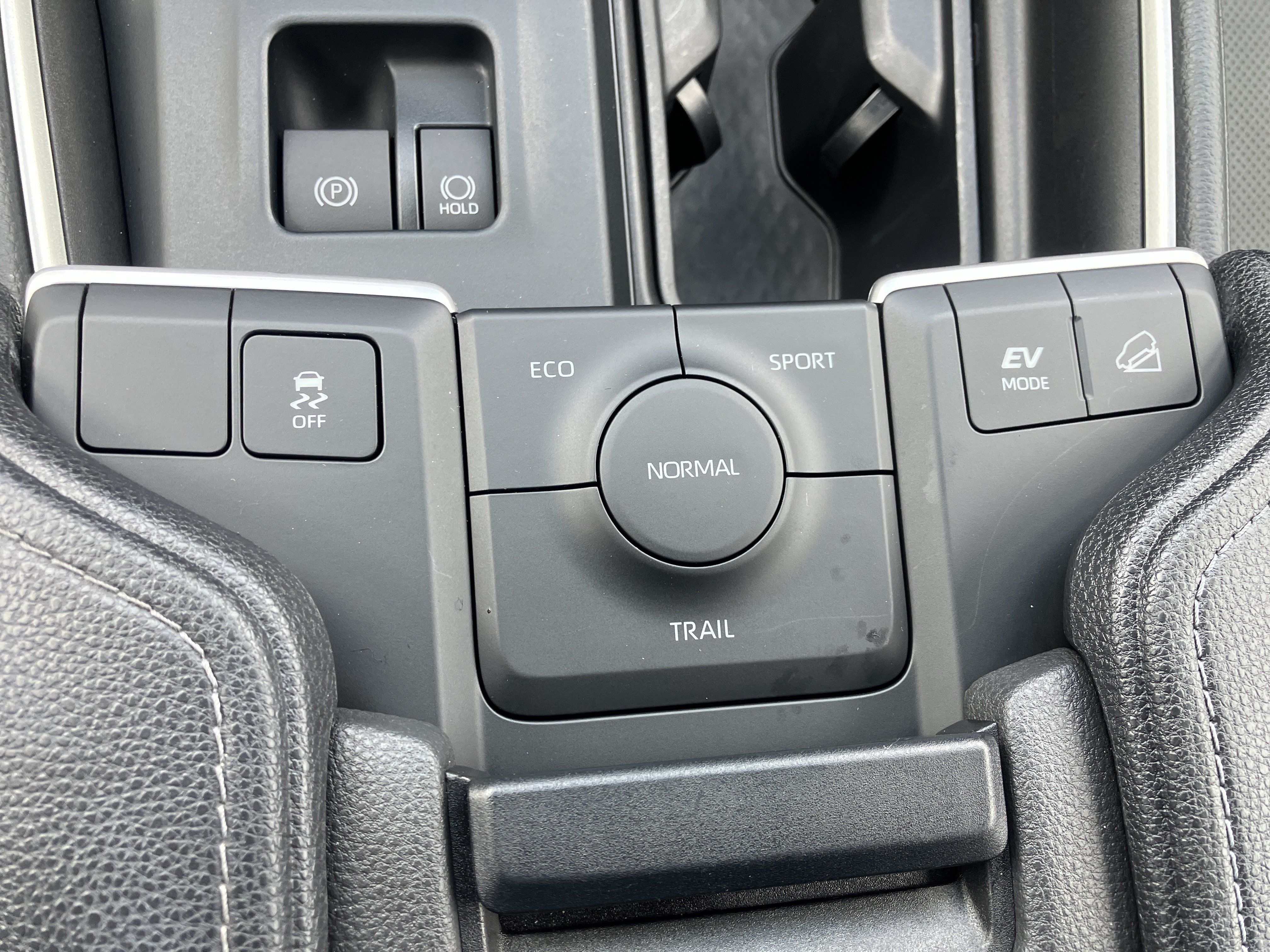 Used 2025 Toyota Grand Highlander AWD Hybrid image 31