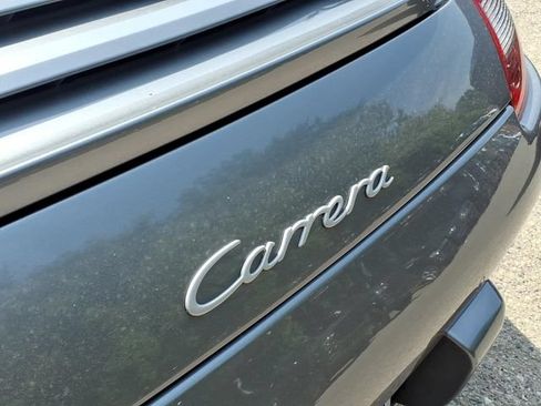 Used 2005 Porsche 911 Carrera RWD image 9