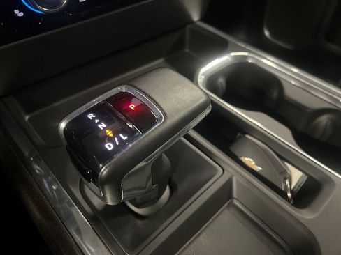 Certified 2023 Chevrolet Silverado 1500 RST w/ Redline Edition AWD/4WD image 25