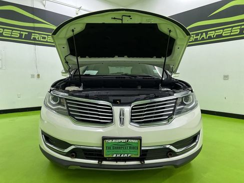 Used 2016 Lincoln MKX Reserve AWD/4WD image 4