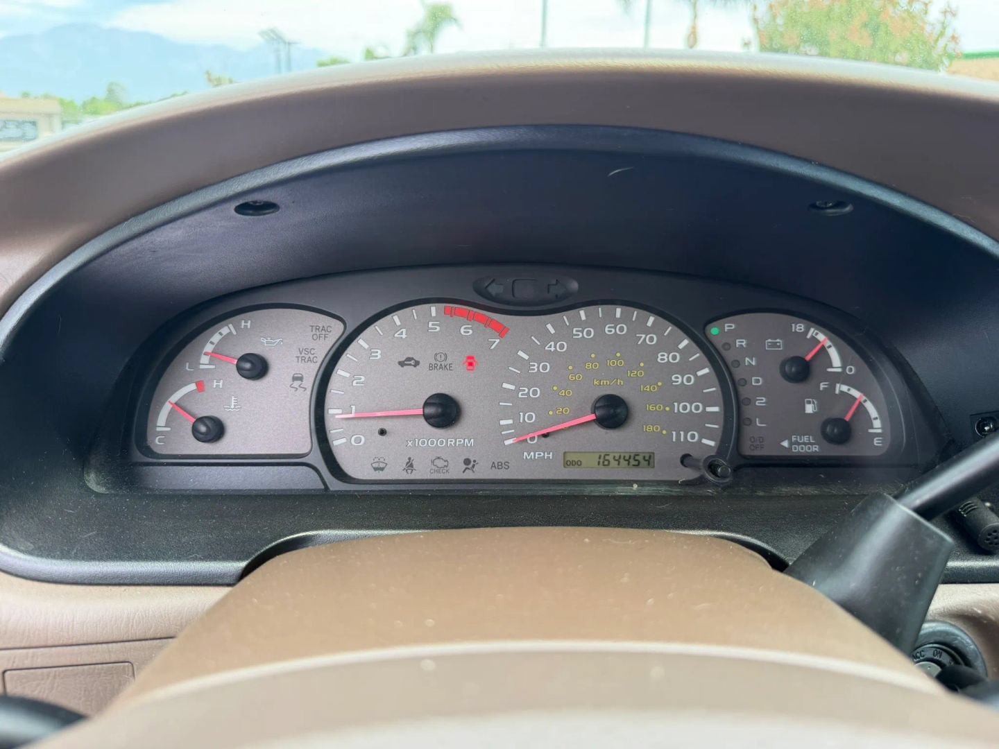 Used 2004 Toyota Sequoia SR5 RWD image 24