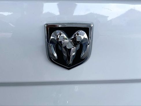 Used 2014 RAM 1500 Laramie AWD/4WD image 30