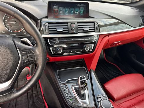 Used 2017 BMW 430i Convertible image 22