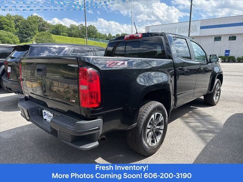 Used 2022 Chevrolet Colorado Z71 AWD/4WD image 6