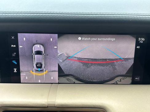 Used 2025 Porsche Taycan 4S image 9