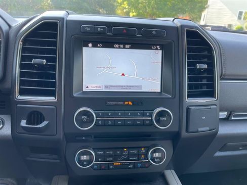Used 2018 Ford Expedition Max Limited AWD/4WD image 80