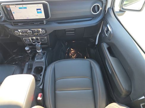 Used 2025 Jeep Wrangler Sahara w/ Safety Group image 14