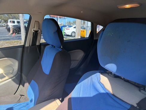 Used 2016 Ford Fiesta SE FWD image 10