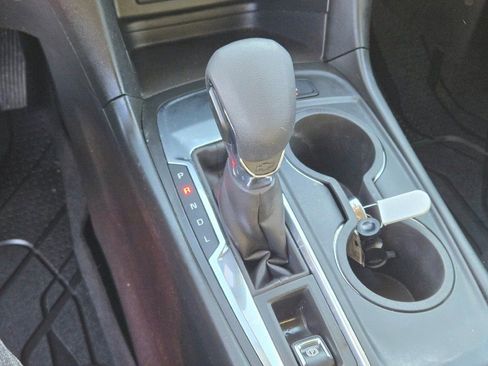 Used 2022 Chevrolet Equinox LT image 25