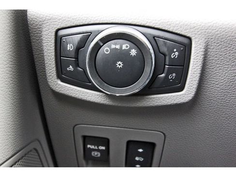Used 2015 Ford F150 XLT w/ Equipment Group 301A Mid AWD/4WD image 23