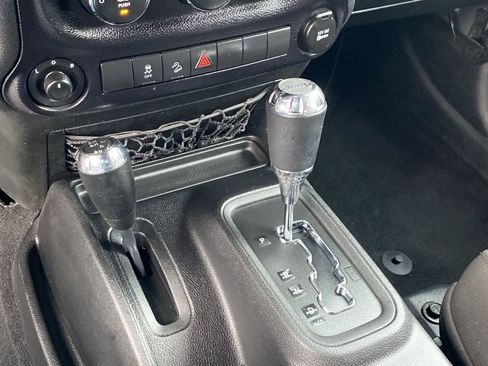 Used 2014 Jeep Wrangler Unlimited Sport w/ Quick Order Package 24S image 30