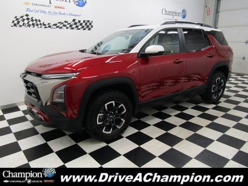 Certified 2026 Chevrolet Equinox ACTIV w/ LPO, Floor Liner Package image 9