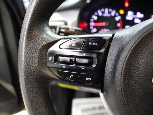 Used 2021 Kia Rio S image 22