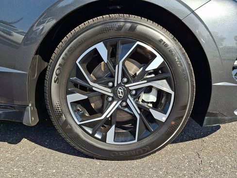 Used 2025 Hyundai Sonata SEL FWD image 8
