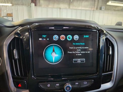 Used 2019 Chevrolet Traverse LT AWD/4WD image 14