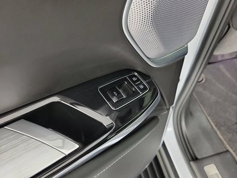 Certified 2026 Cadillac Escalade ESV Platinum Sport AWD/4WD image 13