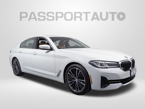 Certified 2023 BMW 530i xDrive w/ Premium Package AWD/4WD image 11