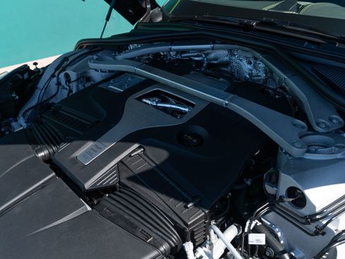 Used 2025 Aston Martin DBX 707 AWD/4WD image 11