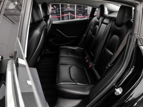 Used 2018 Tesla Model 3 Long Range image 43