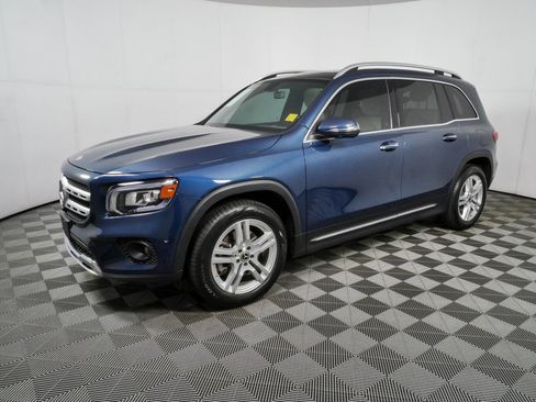 Used 2021 Mercedes-Benz GLB 250 4MATIC image 26