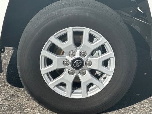 Used 2024 Toyota Tacoma SR5 image 26