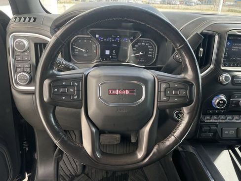 Used 2020 GMC Sierra 1500 AT4 w/ Technology Package AWD/4WD image 14