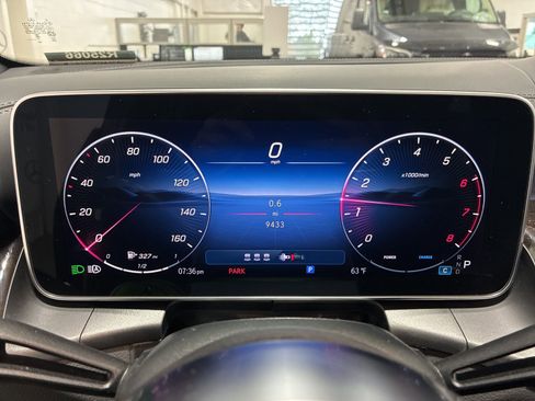 Used 2025 Mercedes-Benz GLC 300 GLC 300 image 22