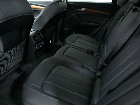 Used 2023 Audi Q5 2.0T Premium image 25