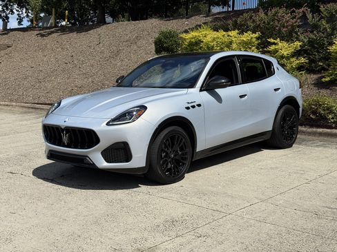 Certified 2025 Maserati Grecale Modena image 7