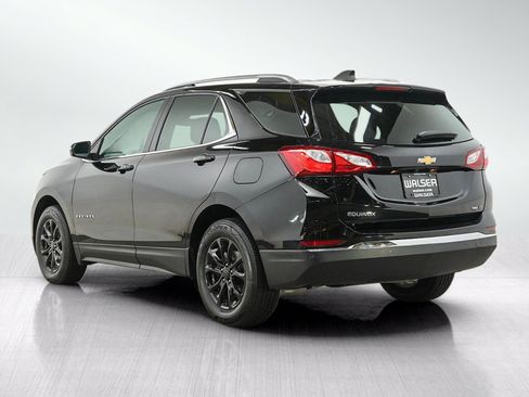 Used 2018 Chevrolet Equinox LT w/ Sun & Infotainment Package AWD/4WD image 3