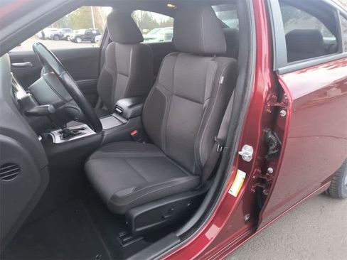 Used 2022 Dodge Charger SXT w/ Blacktop Package image 11