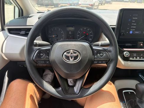 Certified 2025 Toyota Corolla LE w/ Convenience Package FWD image 30