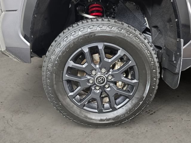 Used 2023 Toyota Tundra Platinum AWD/4WD image 9