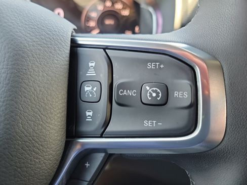 Used 2025 RAM 1500 Big Horn RWD image 18
