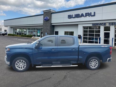 Used 2019 Chevrolet Silverado 1500 LT w/ All-Star Edition AWD/4WD image 4