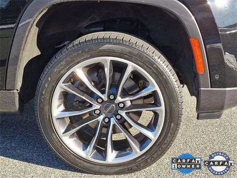 Certified 2022 Jeep Wagoneer Series III w/ Premium Group I image 8