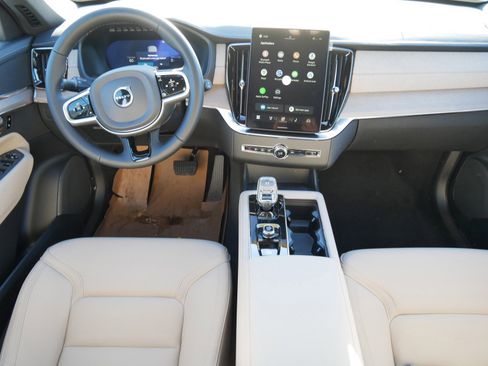 New 2026 Volvo XC90 T8 Plus w/ Protection Package AWD/4WD image 7