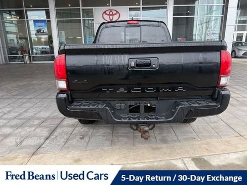 Used 2019 Toyota Tacoma SR w/ SX Package image 9