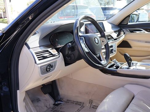 Used 2020 BMW 740i 740i image 29