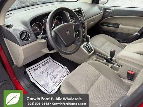 Used 2010 Dodge Caliber SXT image 11