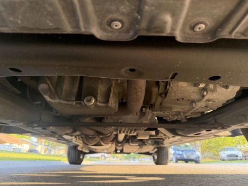 Used 2018 Chevrolet Traverse LT image 18