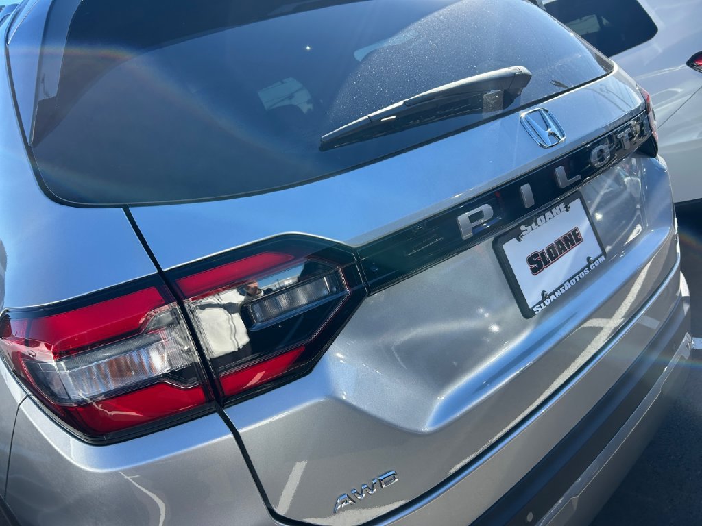New 2026 Honda Pilot Touring image 19